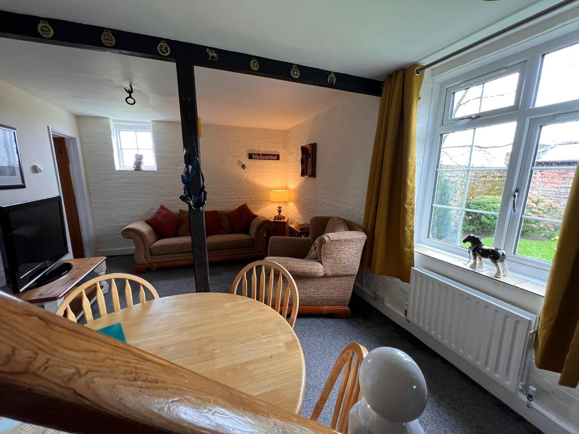 Hunston Mill Self Catering Dog Stay For Free Chichester Bagian luar foto