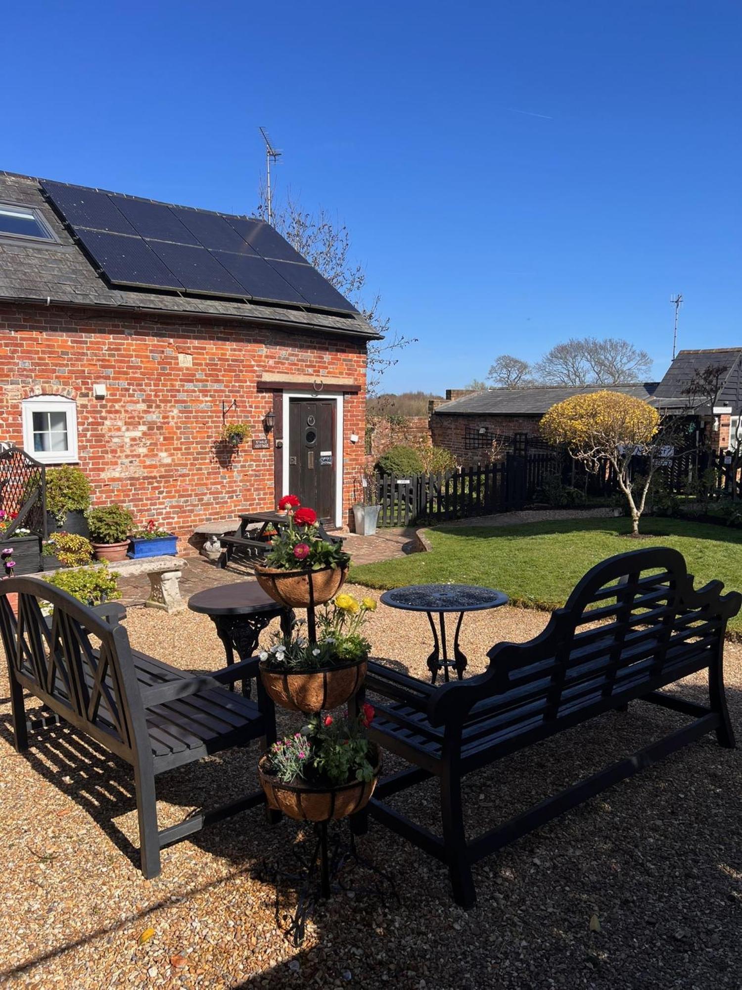 Hunston Mill Self Catering Dog Stay For Free Chichester Bagian luar foto